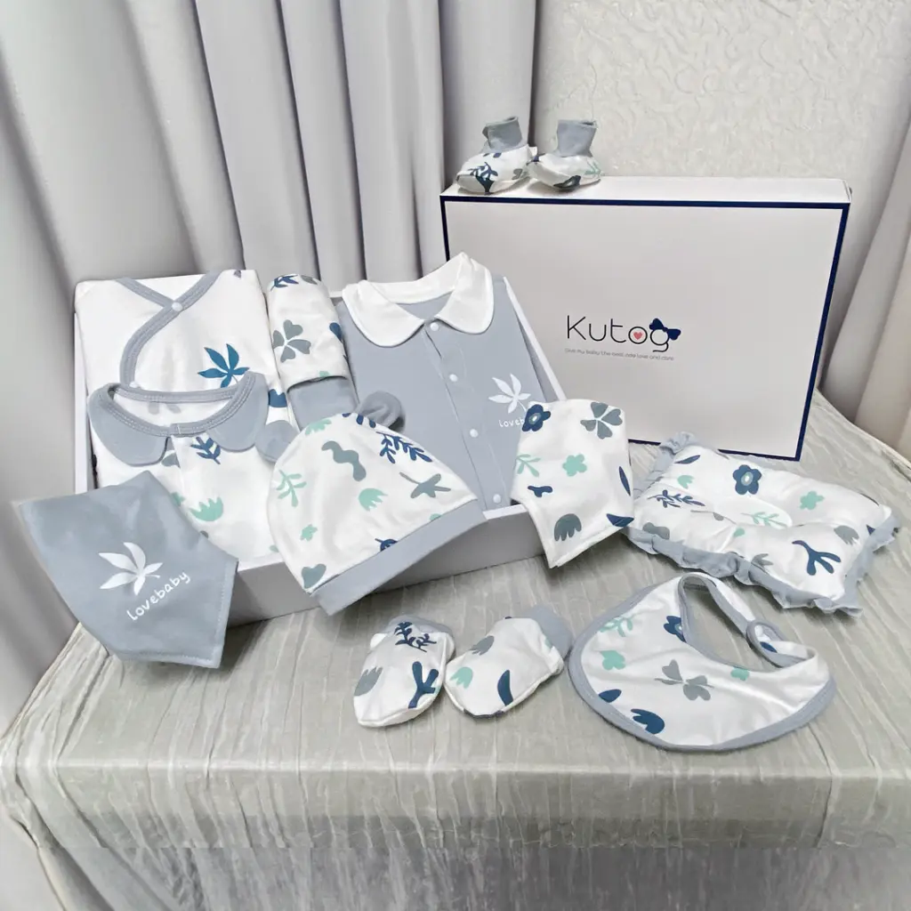 What You Need - Baby 14pc Gift Clothing Set